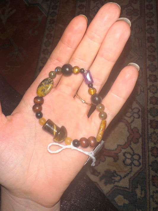 Mushroom tigers eye bracelet